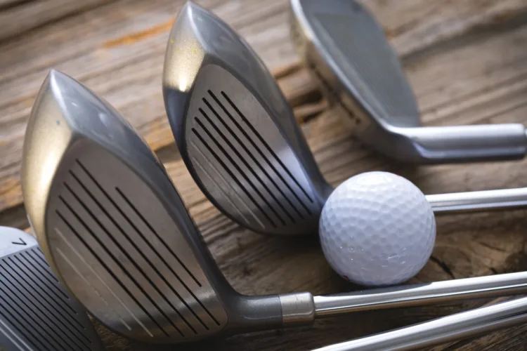Clapper helps CHS golf team place third at invite